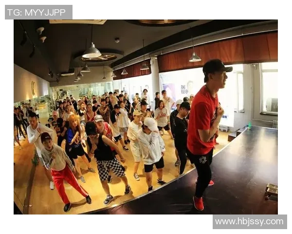 武汉街舞队的节奏与激情探索街头文化的魅力与发展